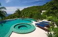 Swimming Pool 2 Tanote Villa Hill (SHA Plus+)