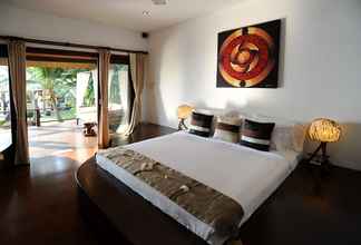 ห้องนอน 4 4 Bedroom All Inclusive Beachfront Villa