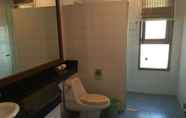 Toilet Kamar 7 Villa TG25