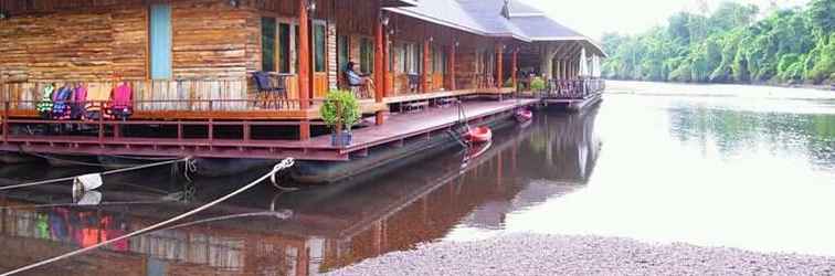 ภายนอกอาคาร First Raft Resort