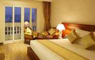 Bilik Tidur 4 Nha Trang Palace Hotel