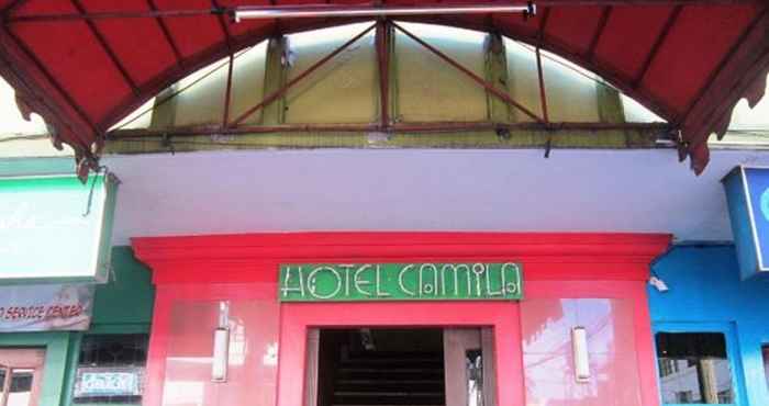 Bangunan Hotel Camila