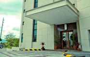 Nearby View and Attractions 5 Santomas Suites