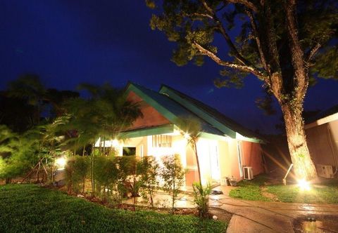 Exterior Baan Dahla Resort
