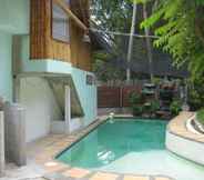 Swimming Pool 4 Czar's Place