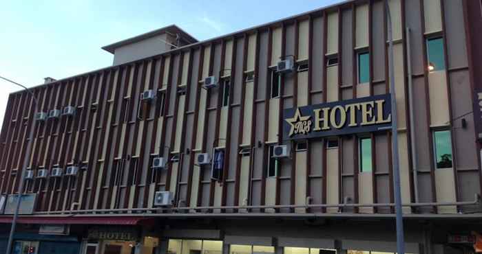 Bangunan New Golden Star Hotel