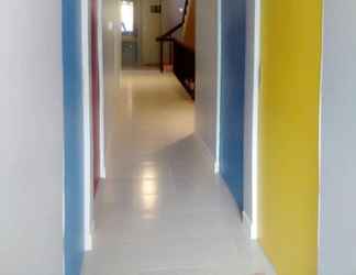 Lobby 2 2230 Hostel