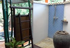 In-room Bathroom 4 Pludhaya Resort & Spa