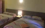 Kamar Tidur 6 Elegant Homestay 96 Rooms