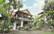 Bên ngoài 2 Villa Bupati 91