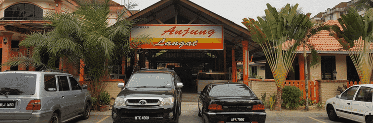 Lobby Anjung Apartment and Breakfast