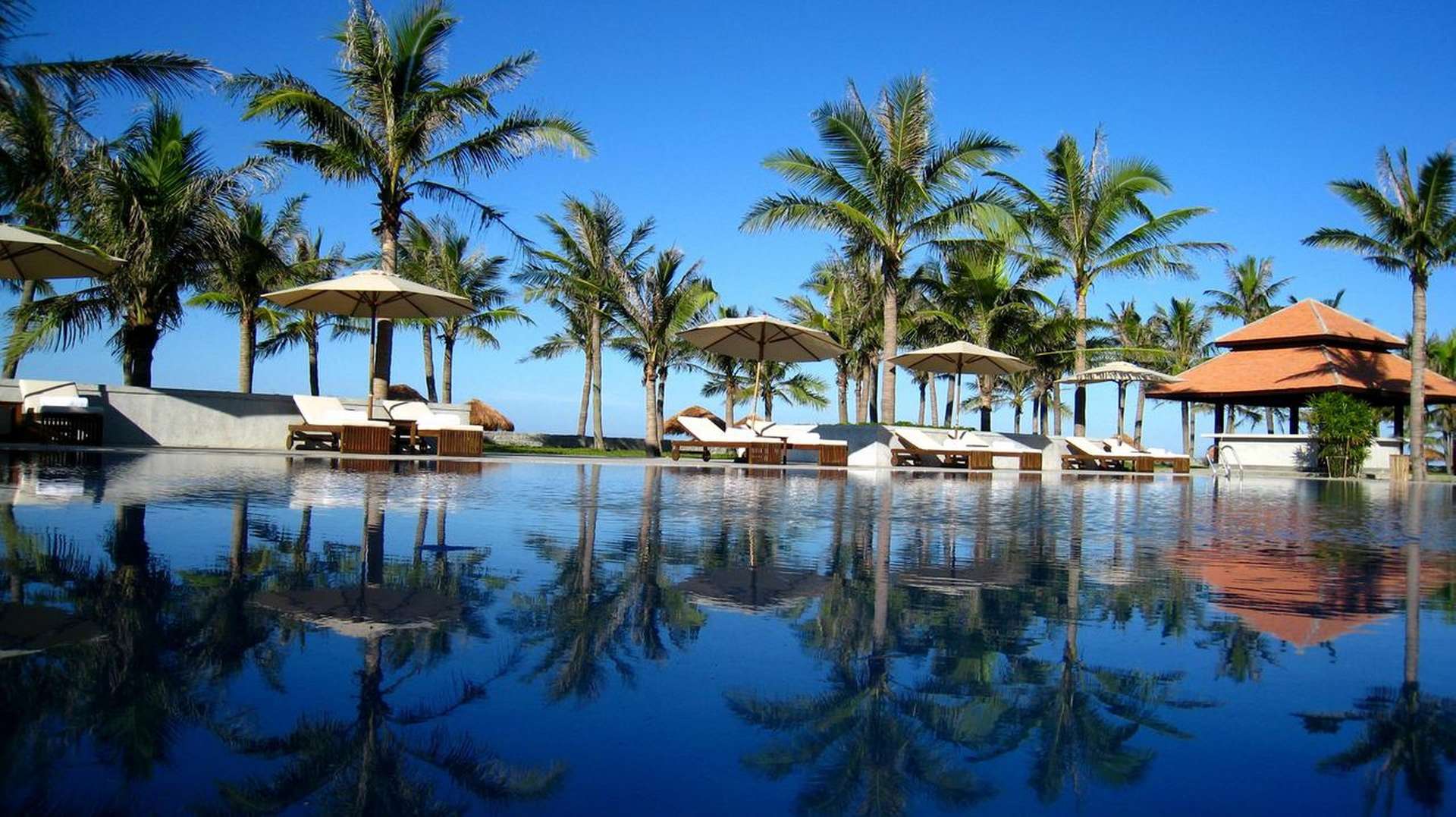 Lapochine Beach - Resort ở Huế giá rẻ