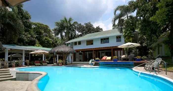 Swimming Pool Awilihan Private Paradise Resort