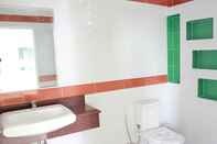 In-room Bathroom Baiyok Residence