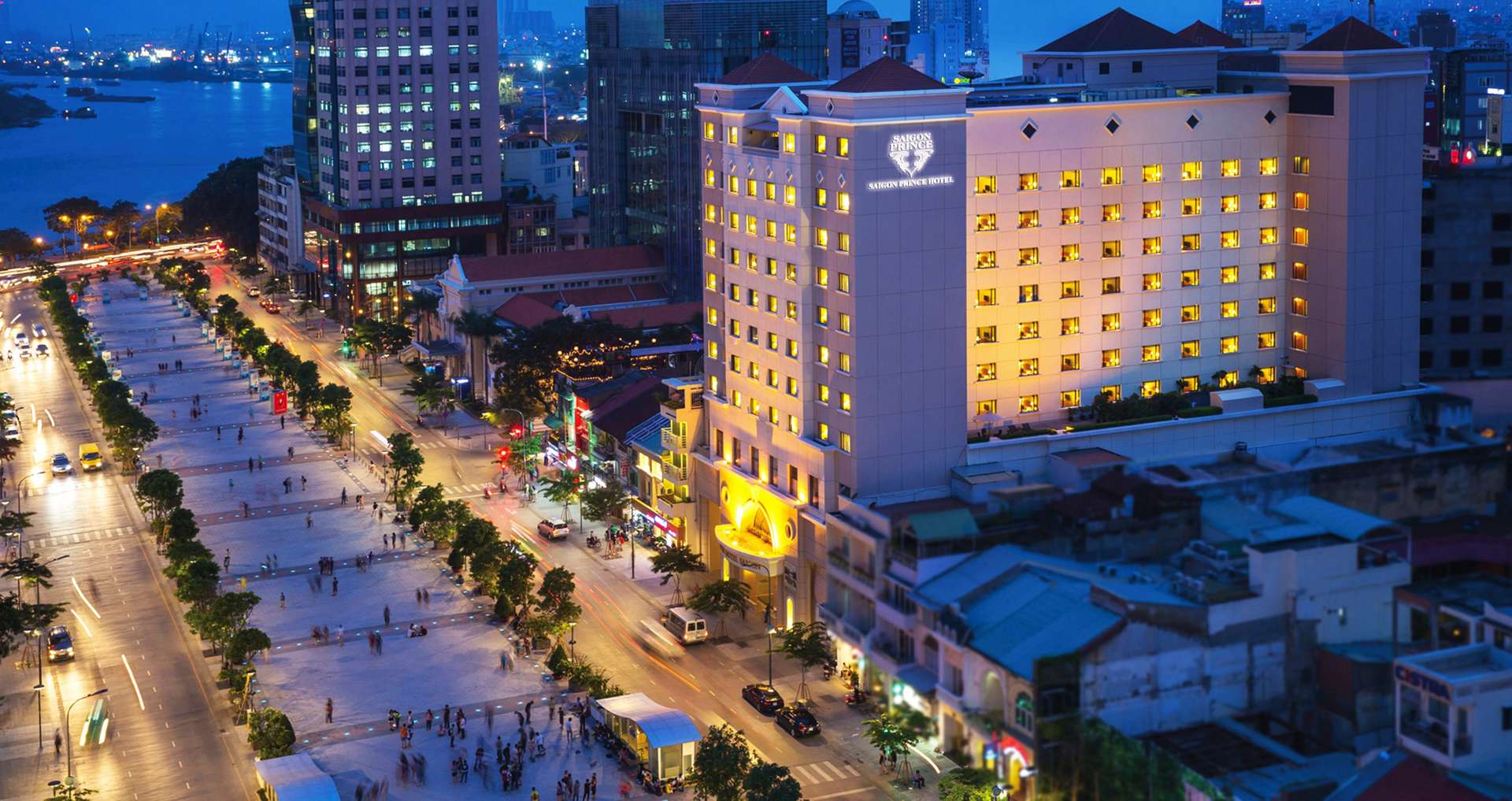Saigon Prince Hotel khách sạn gần phố đi bộ Nguyễn Huệ