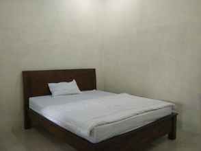 Kamar Tidur 4 Pavilliun Syariah 1 in Palagan at Homestay Surya