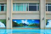 Swimming Pool TTC Imperial Hotel