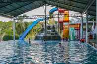 Kolam Renang River Kwai Wellbing Town Resort