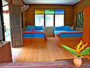 Kamar Tidur 4 Pop Riverside Homestay