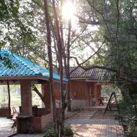 Khao Chon Kai Rimtarn Resort 1, Hotel Nong Bua