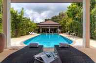 สระว่ายน้ำ Karon Beach Pool Villas