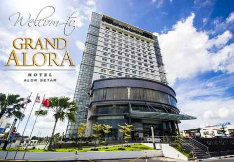 ภายนอกอาคาร Grand Alora Hotel