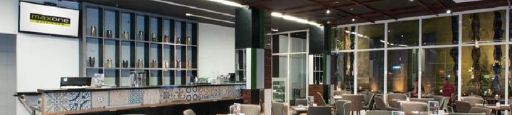 Restaurant 4 MaxOneHotels.com @ Dharmahusada - Surabaya