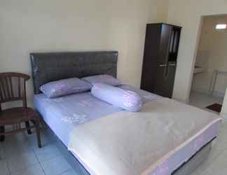 Kamar Tidur 2 Batur Homestay Denpasar