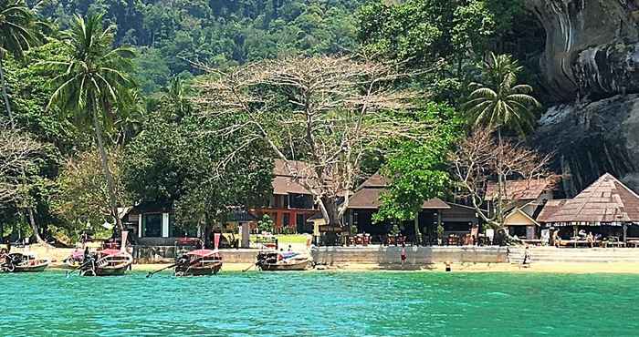 วิวและสถานที่ท่องเที่ยวใกล้เคียง Tonsaibay Resort