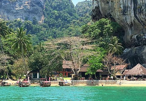 Nearby View and Attractions Tonsaibay Resort