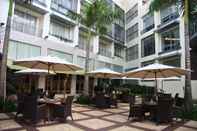 Ruang untuk Umum The Avenue Plaza Hotel