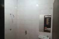 In-room Bathroom Comfortable Room near RS Cikini (CID2)