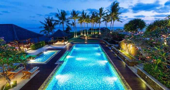 Kolam Renang BE Villais Tanah Lot