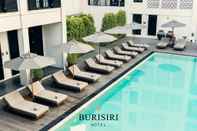 สระว่ายน้ำ Buri Siri Boutique Hotel