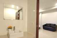 Toilet Kamar Choophorn House SHA