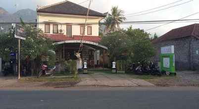 ภายนอกอาคาร 4 Puri Batu Inn