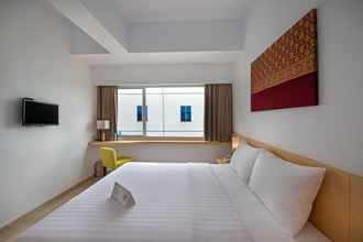 Bilik Tidur 4 Whiz Prime Hotel Sudirman Pekanbaru