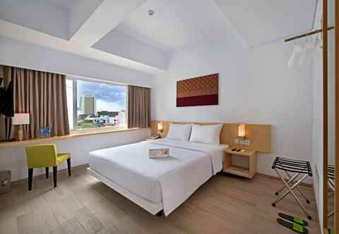 Phòng ngủ Whiz Prime Hotel Sudirman Pekanbaru