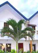 EXTERIOR_BUILDING La Fiesta Beachfront Resort