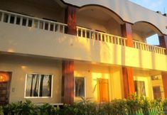 Exterior 3 La Fiesta Beachfront Resort