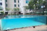 Swimming Pool Mercu Summer Suite @ Penguin Home