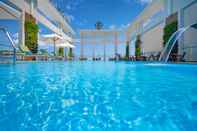 Swimming Pool Diamond Sea Hotel