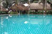 Hồ bơi Veranda Beach Resort
