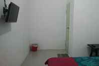 Bedroom Economic Room with AC near Pondok Gede Plaza (RR1)