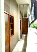 EXTERIOR_BUILDING Economic Room with AC near Pondok Gede Plaza (RR1)