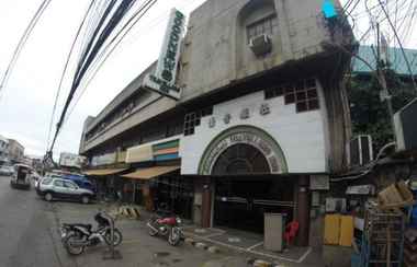 Exterior 2 RedDoorz near Centrio Mall Cagayan De Oro City