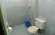 Toilet Kamar 7 Boracay Travelodge Beach Resort