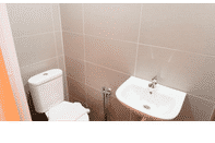 Toilet Kamar Colour Hotel