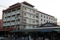 Exterior Riverfront Hotel Mukdahan