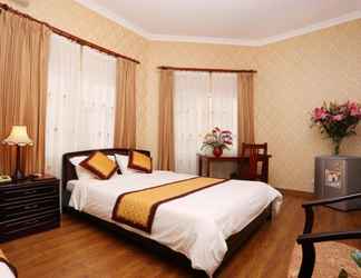 Kamar Tidur 2 ATS Hotel